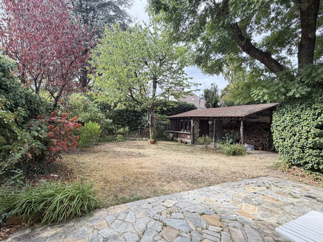 House in Montlignon, Ile-de-France, France 2 - 18902384
