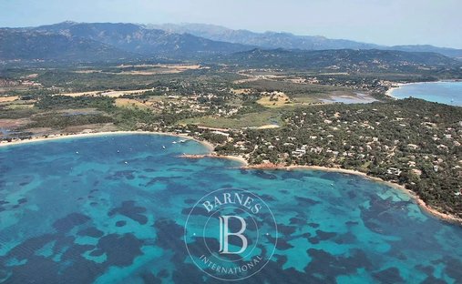 Villa in Lecci, Corsica, France 1