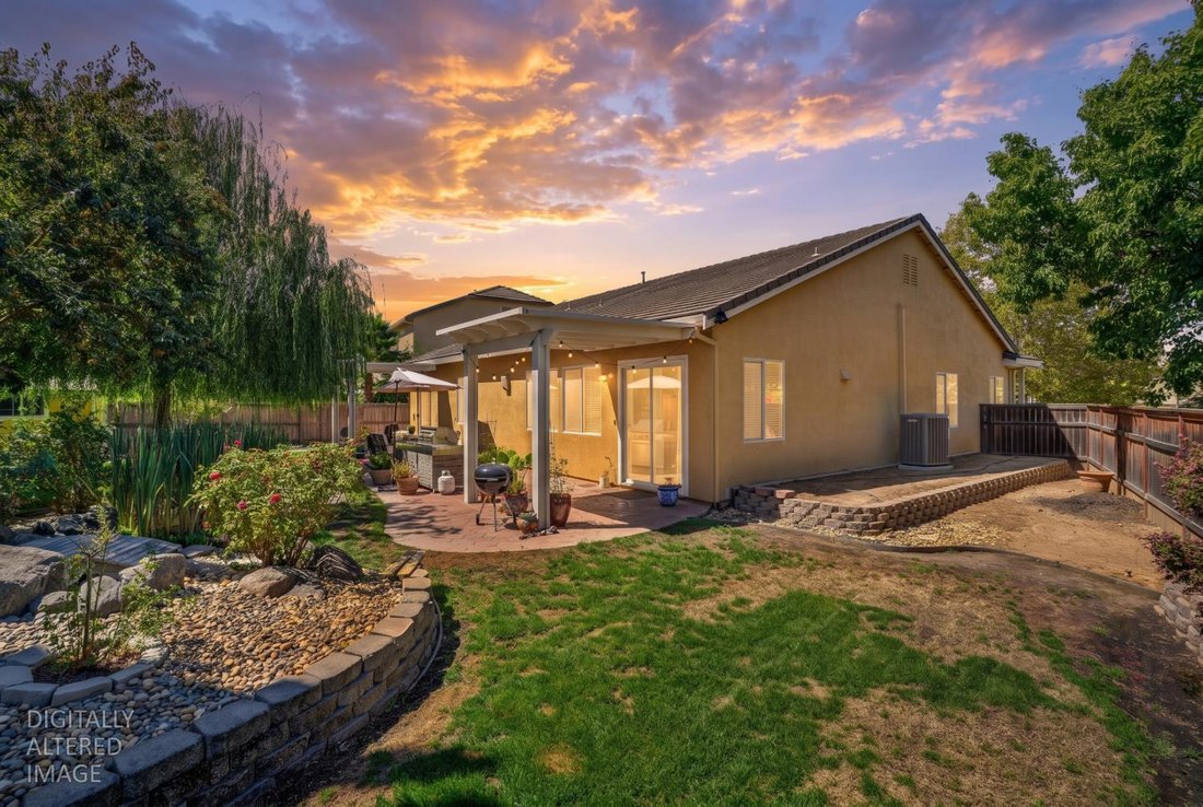 House in Elk Grove, California, United States 5 - 18895541