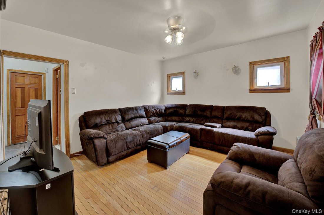 House in New York, New York, United States 4 - 18900910
