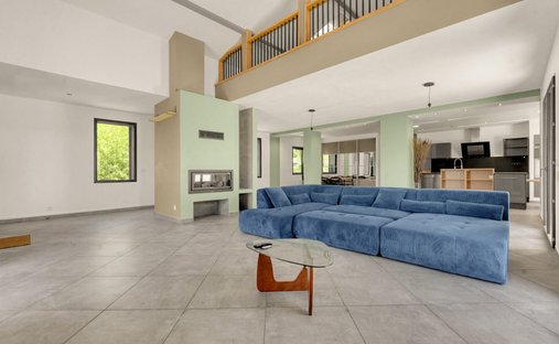 House in Le Château, Balma, France 1