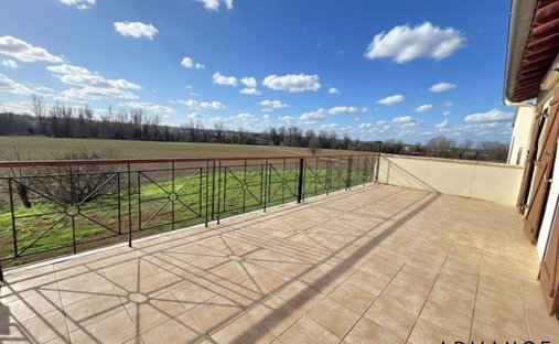 House in Pomponne, Montauban, France 1