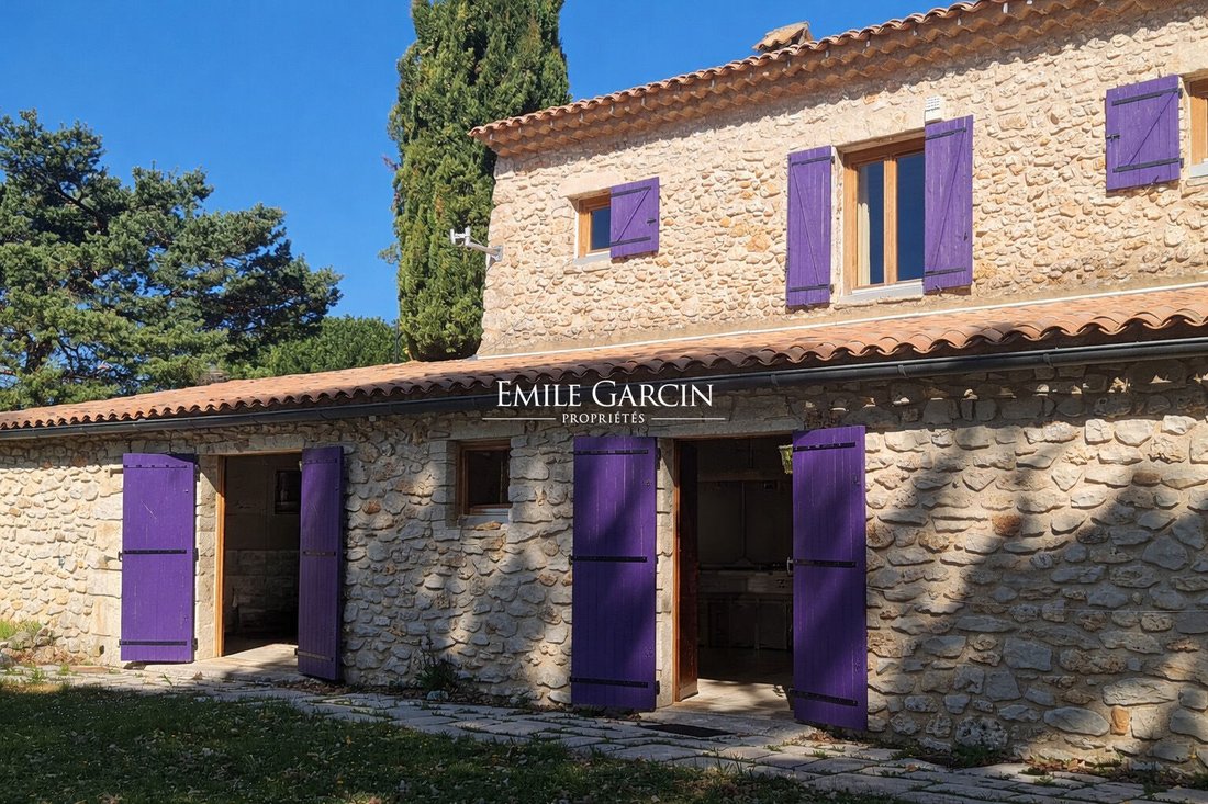 Villa a Simiane-la-Rotonde, Provenza-Alpi-Costa Azzurra, Francia 4 - 16827844