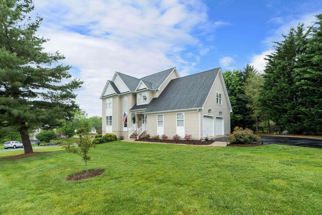 House in Fishersville, Virginia, United States 2 - 18896145
