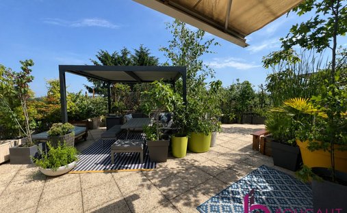 Apartment in Wallon, Le Plessis-Robinson, France 1