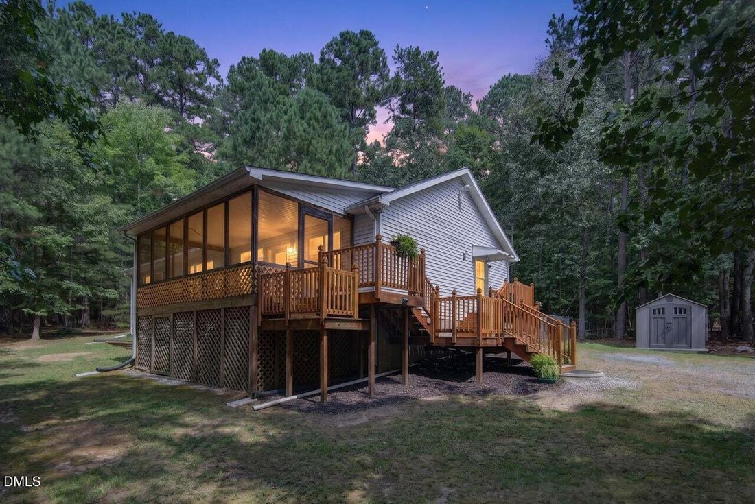 Casa en Chapel Hill, Carolina del Norte, Estados Unidos 2 - 18895814