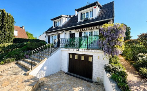 House in Basses Roches, Conflans-Sainte-Honorine, France 1