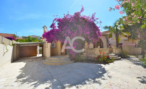 Casa a Fontmerle, Antibes, Francia 1