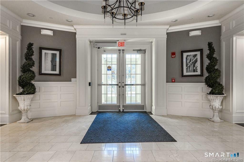 Condo in West Hartford, Connecticut, United States 3 - 18896001