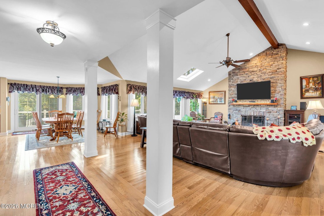 Haus in Manalapan Township, New Jersey, Vereinigte Staaten 4 - 18898959