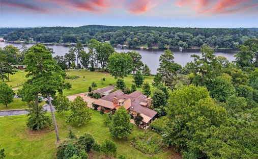 House in Gladewater, Texas, United States 1
