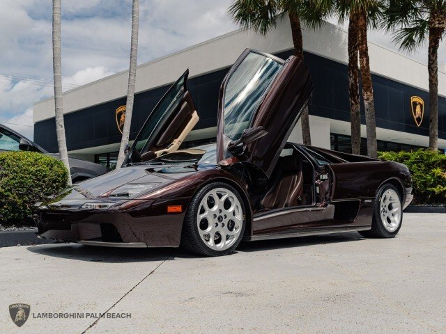 Coupe in Palm Beach, FL, United States 2 - 15649182