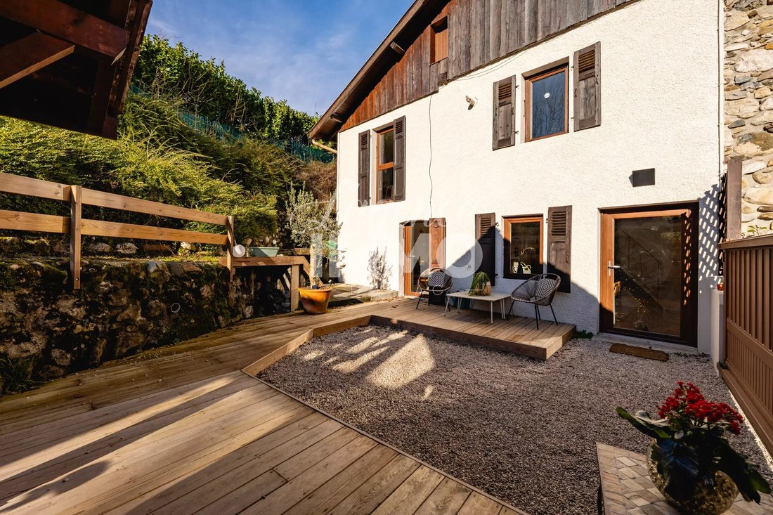 House in Saint-Jorioz, Auvergne-Rhône-Alpes, France 1 - 16966760