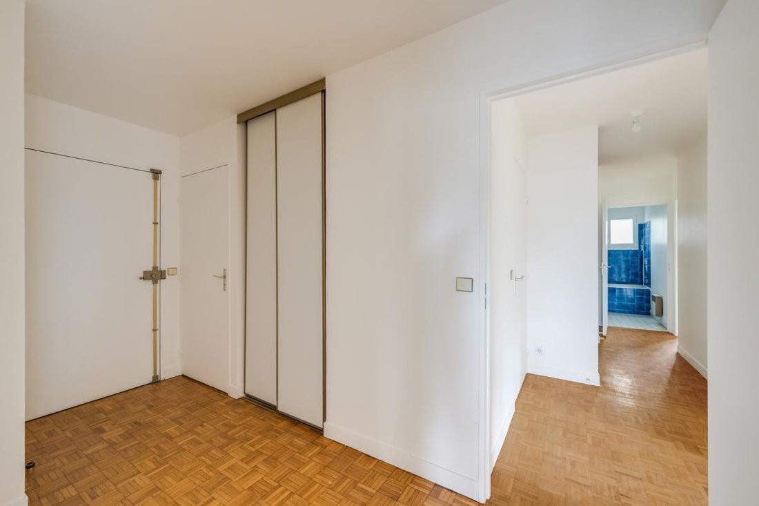 Apartment in La Garenne-Colombes, Ile-de-France, France 4 - 18897304
