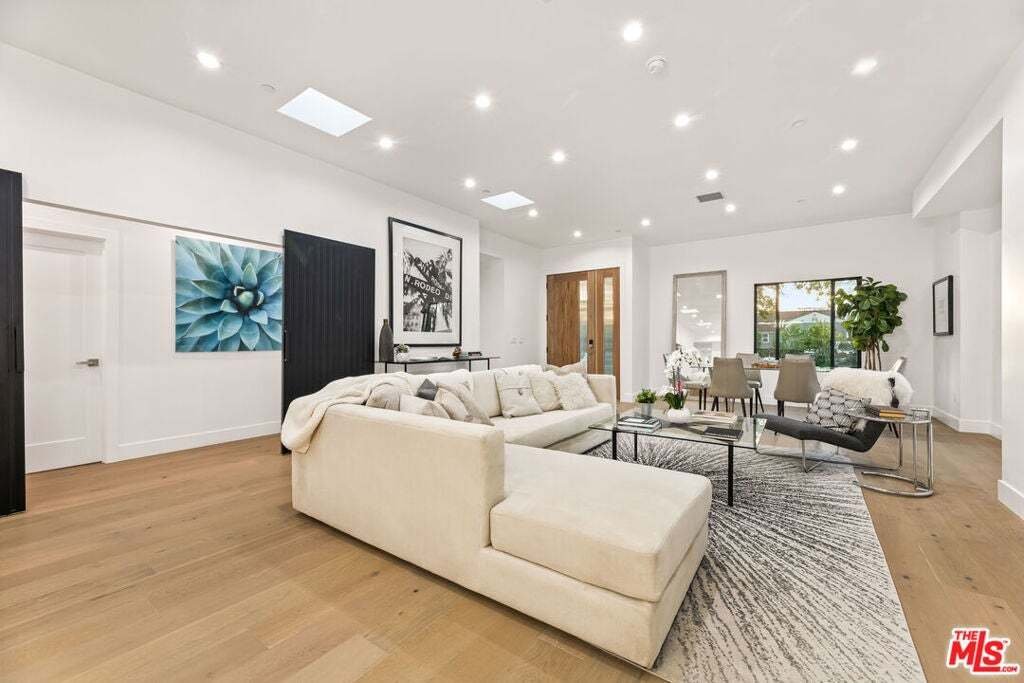 House in Los Angeles, California, United States 4 - 18866364