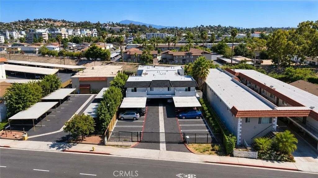 Escondido, California, United States 1 - 18509122