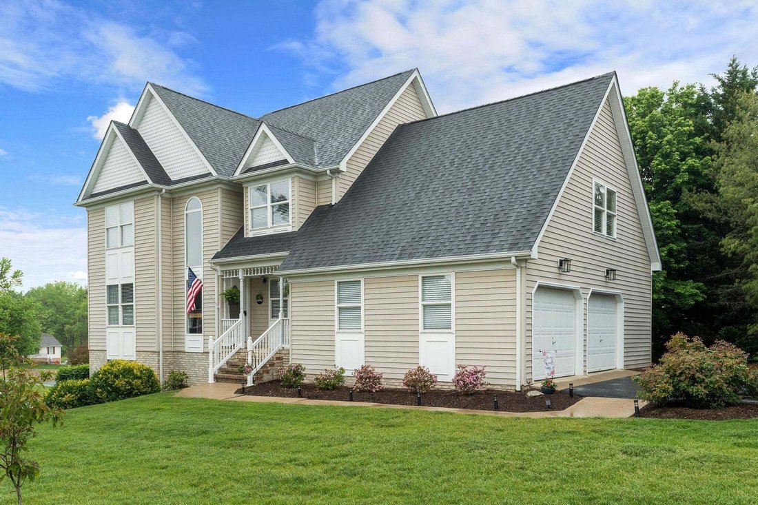 House in Fishersville, Virginia, United States 1 - 18896145
