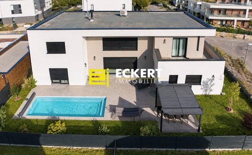 House in Oberschaeffolsheim, Grand Est, France 1