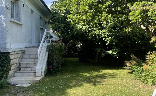 House in Vieux Village-Missionnaires, Fontenay-le-Fleury, France 1