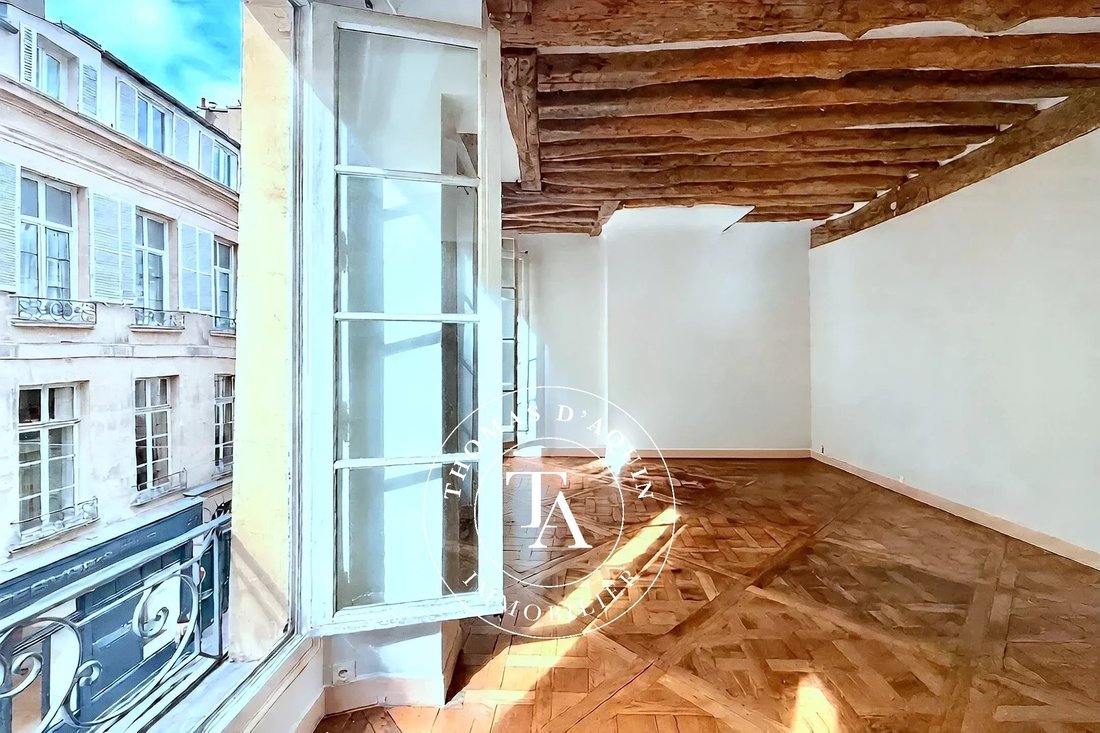 Apartment in Saint Thomas d'Aquin, Paris 7e Arrondissement, Paris 2 - 17753170