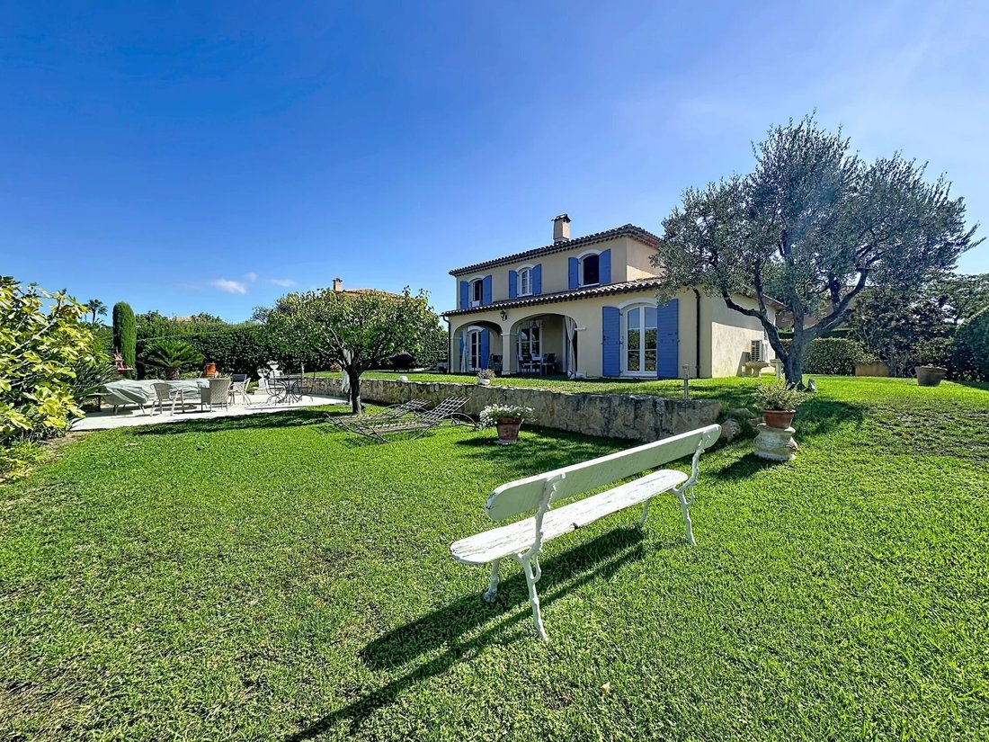 Villa à Vaug, Villeneuve-Loubet, France 1 - 18897810