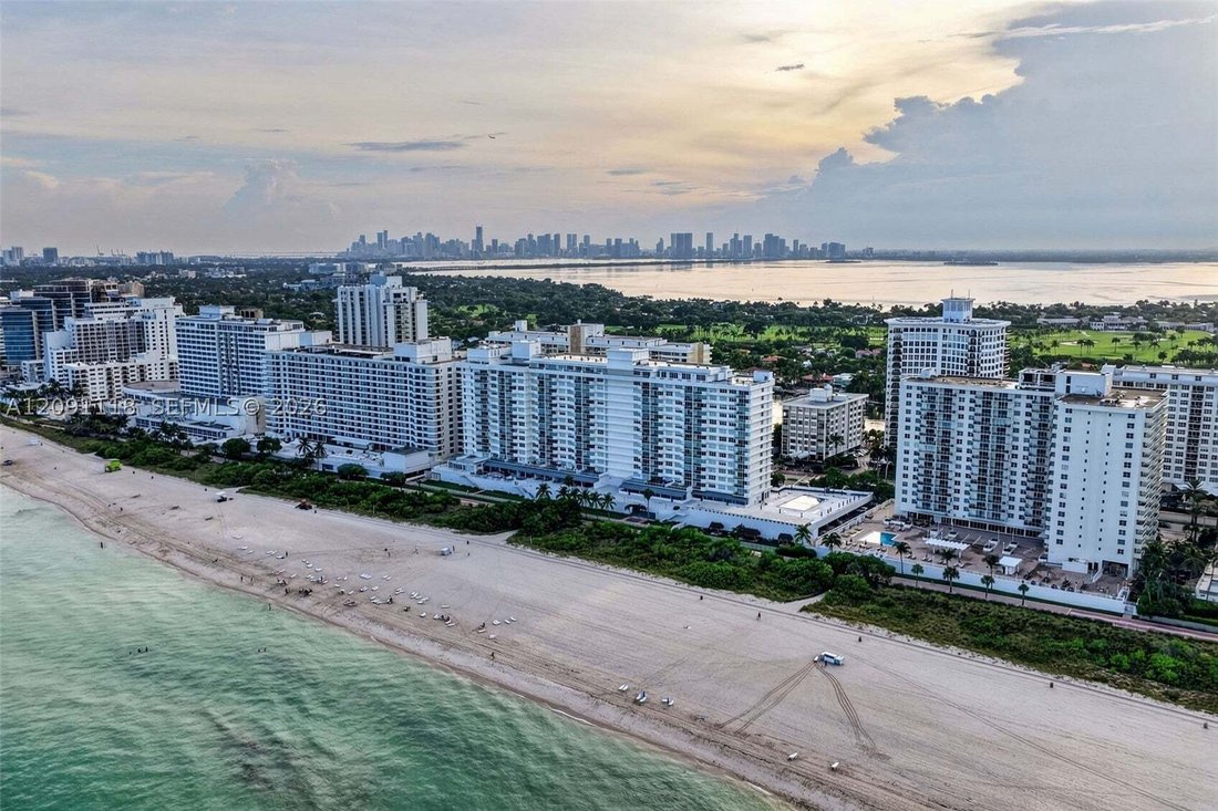 Condominio en Miami Beach, Florida, Estados Unidos 1 - 18899689