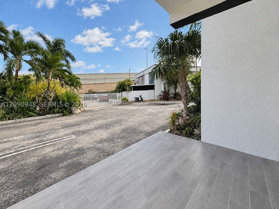 Townhouse in Miami, Florida, United States 2 - 18899738