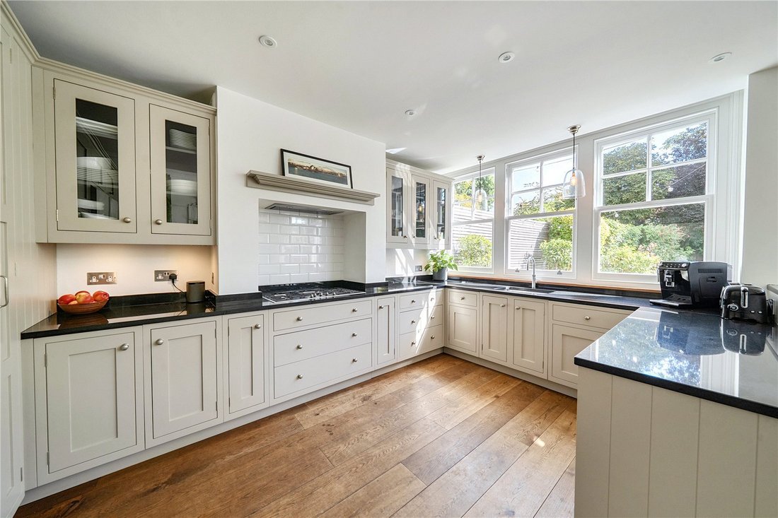 Haus in Muswell Hill, Haringey, England 4 - 18899252