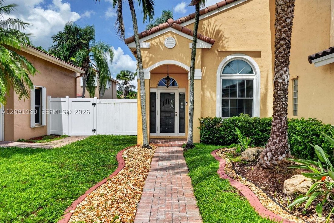 House in Miramar, Florida, United States 5 - 18899708
