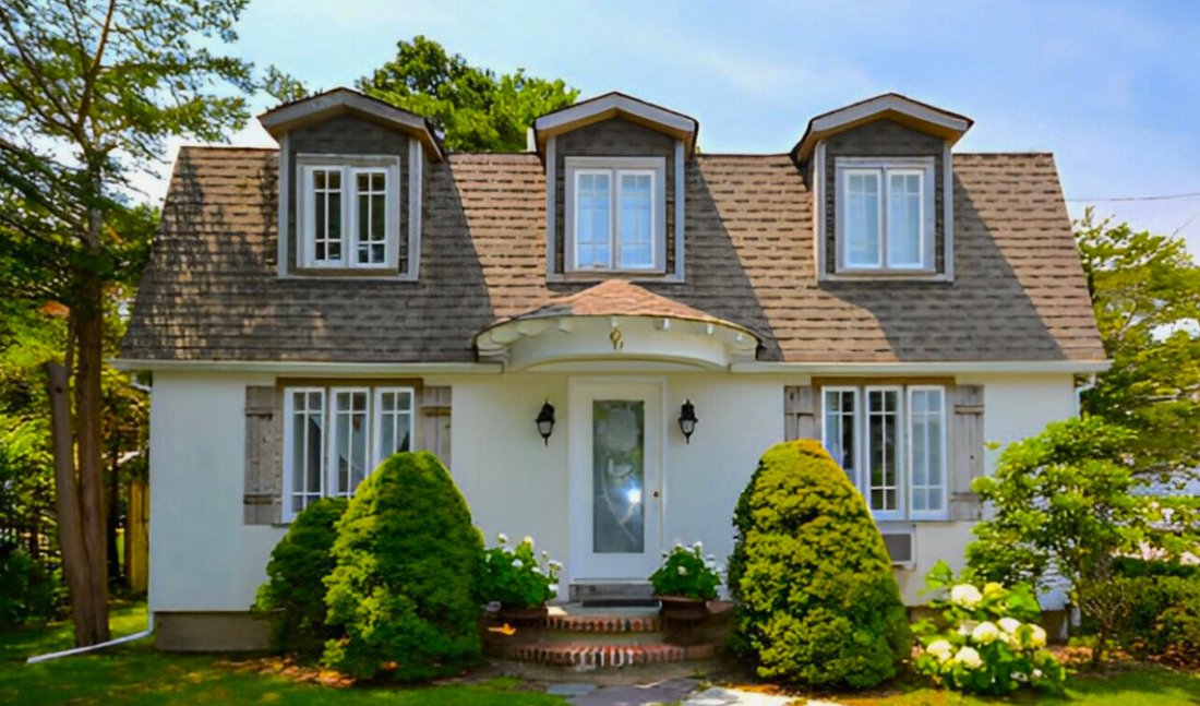 Westhampton, New York, United States 2 - 18900870