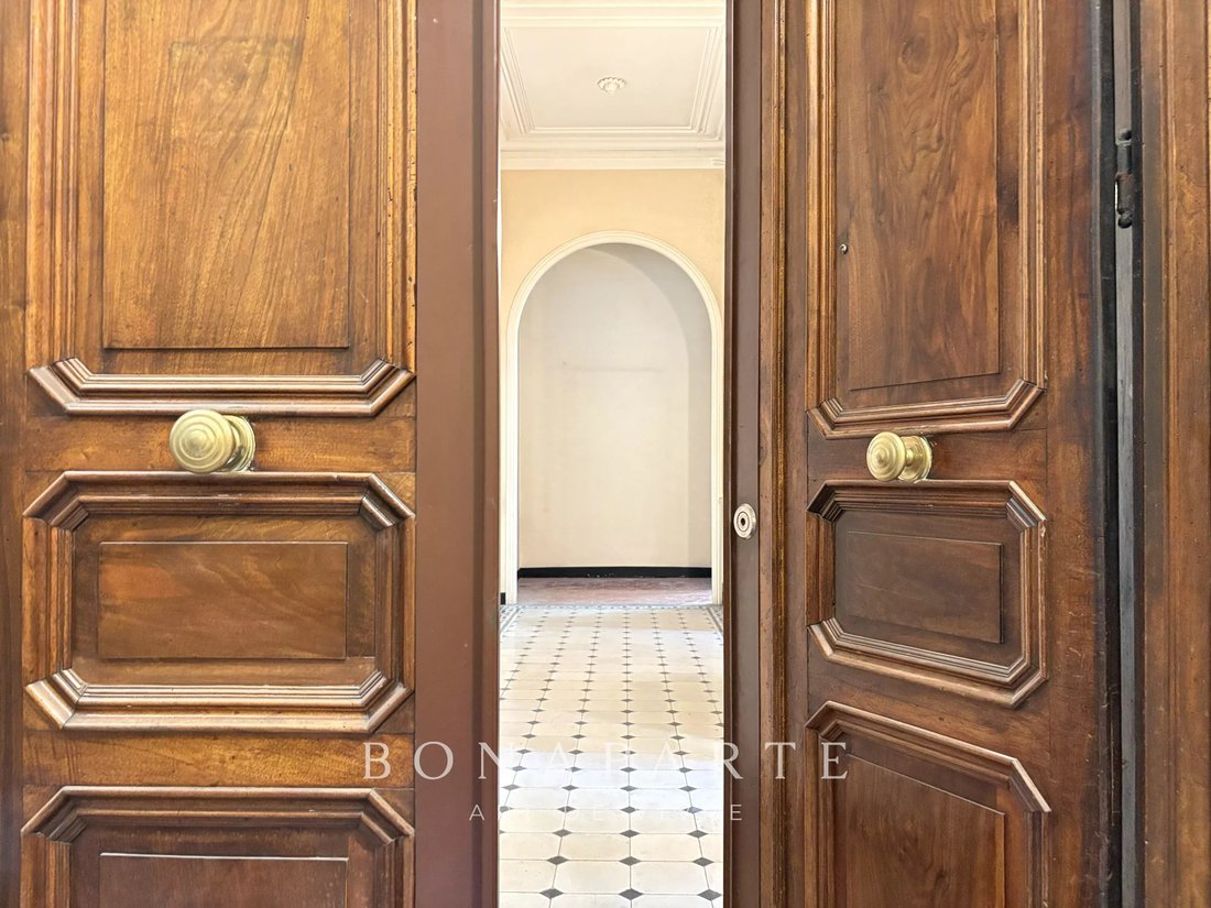 Apartment in Arènes, Nimes, France 5 - 18897850