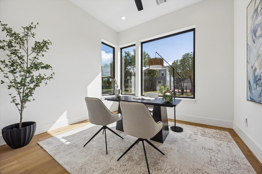 House in Houston, Texas, United States 3 - 18900760