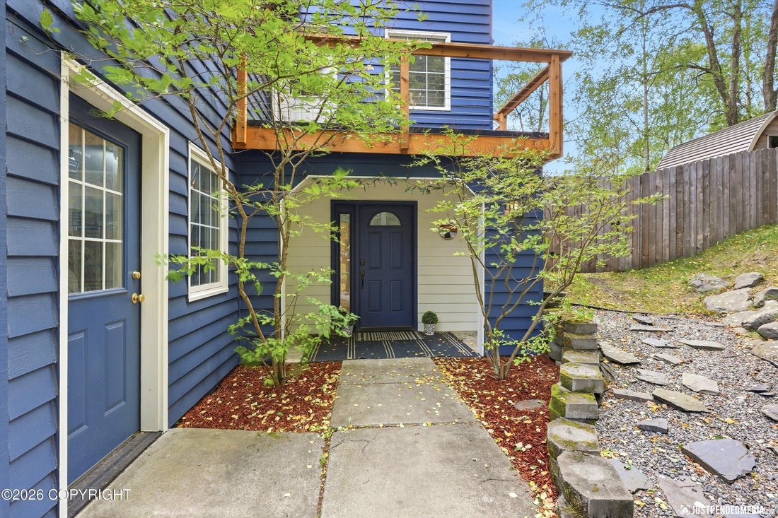 House in Anchorage, Alaska, United States 4 - 18899137