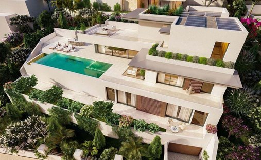 Villa in Marbella, Andalusia, Spain 1