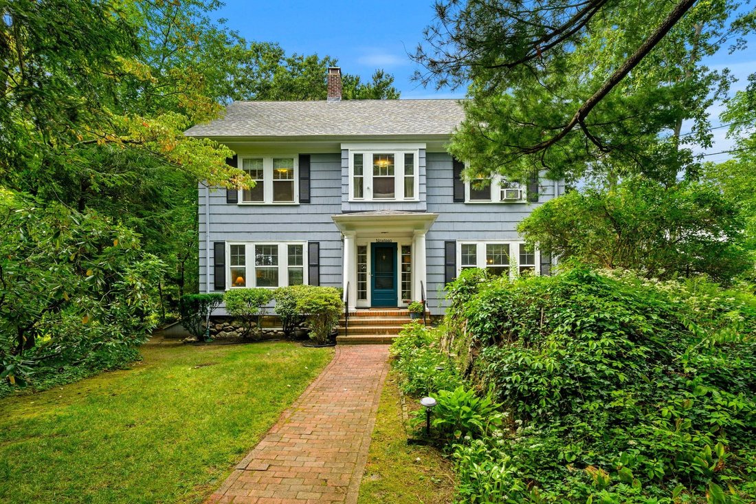 Casa a Milton, Massachusetts, Stati Uniti 1 - 18895376