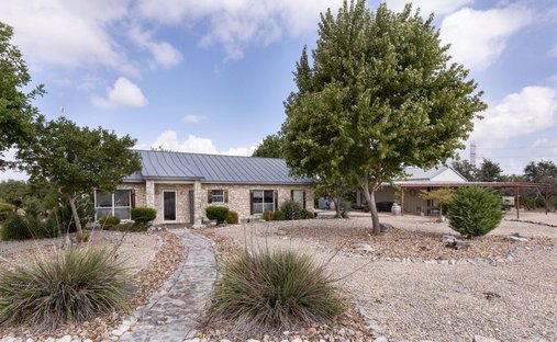 House in Mountain Home, Texas, United States 1