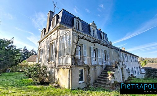 House in Jully-les-Buxy, Bourgogne – Franche-Comté, France 1