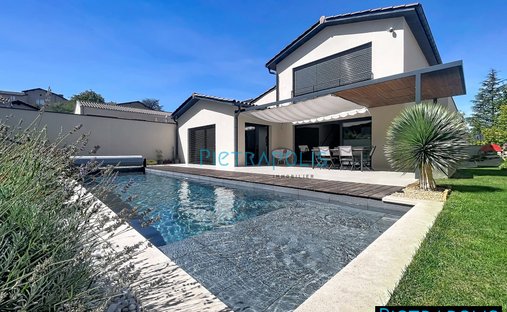 Villa in Lachassagne, Auvergne-Rhône-Alpes, France 1