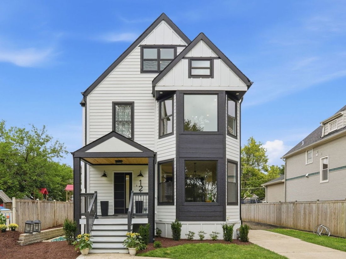 House in La Grange, Illinois, United States 2 - 18900486