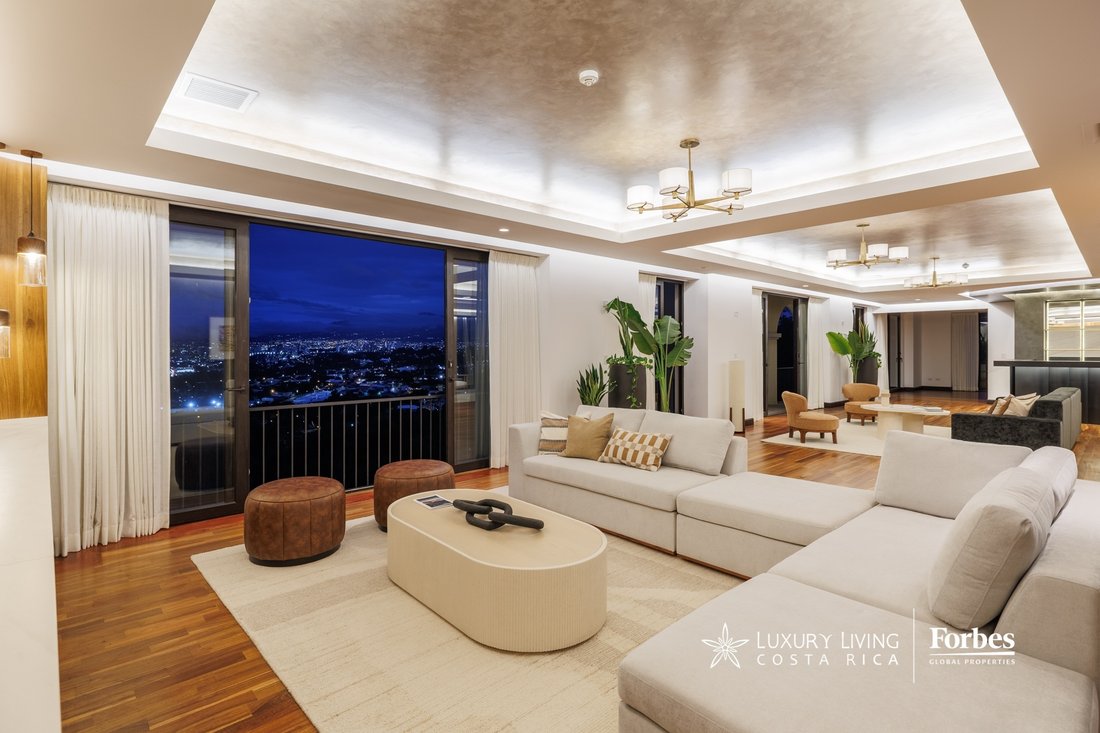 Penthouse in San Rafael de Escazú, San José Province, Costa Rica 1 - 18901071