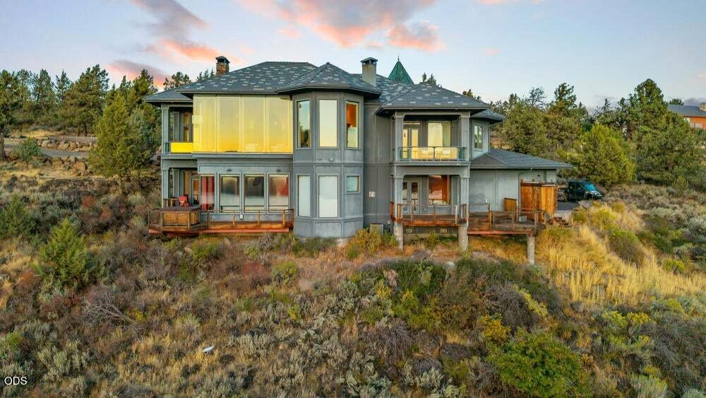 House in Klamath Falls, Oregon, United States 5 - 18902746