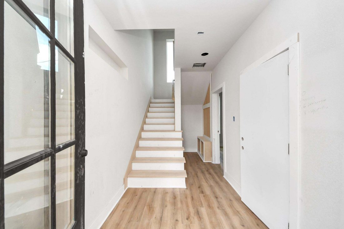 House in Houston, Texas, United States 3 - 18903602