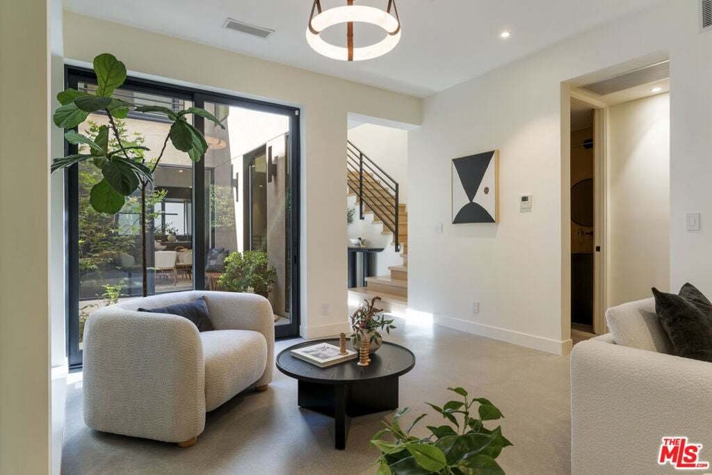 House in Los Angeles, California, United States 4 - 18902788