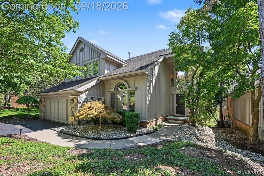 Condo in Orchard Lake Village, Michigan, United States 1 - 18903570