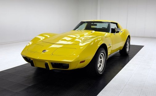 42 073 Miles/NM L82 350ci 4bbl V8/NM T10 4-Speed Manual/3.36 Posi Axle/T-Tops in Morgantown, United States 1