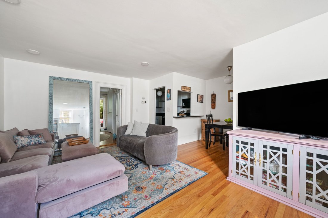 Condo in Boston, Massachusetts, United States 5 - 18903672