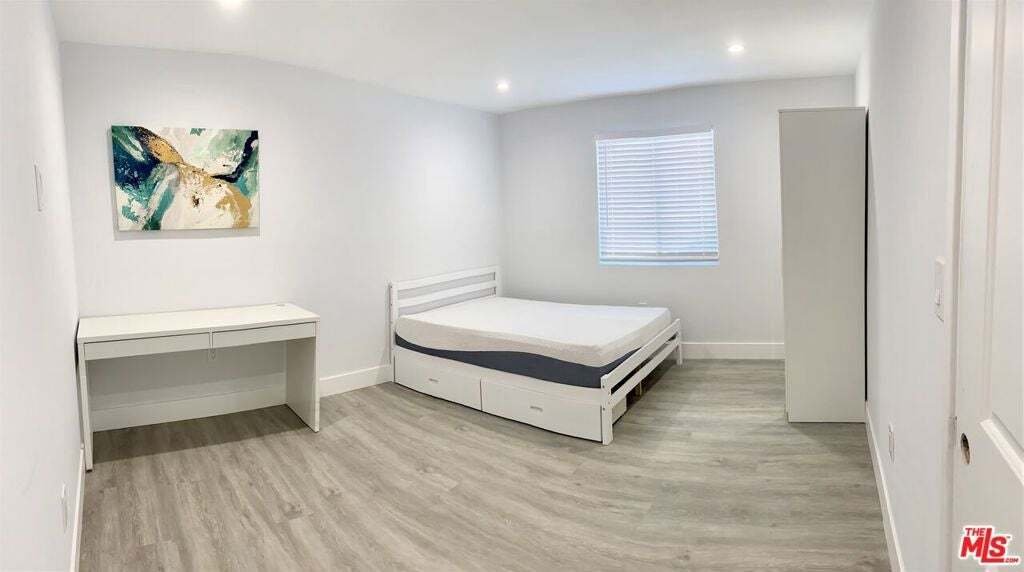 Los Angeles, California, United States 4 - 18902776