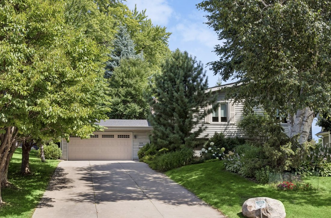 House in Edina, Minnesota, United States 1 - 18903199