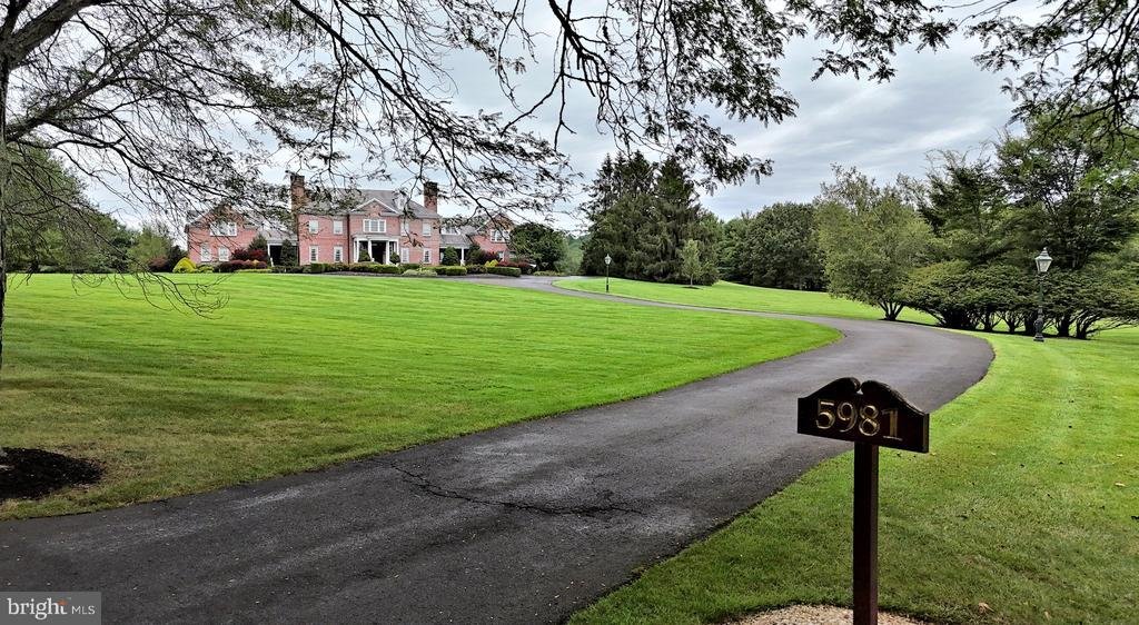 House in Solebury, Pennsylvania, United States 2 - 18903231
