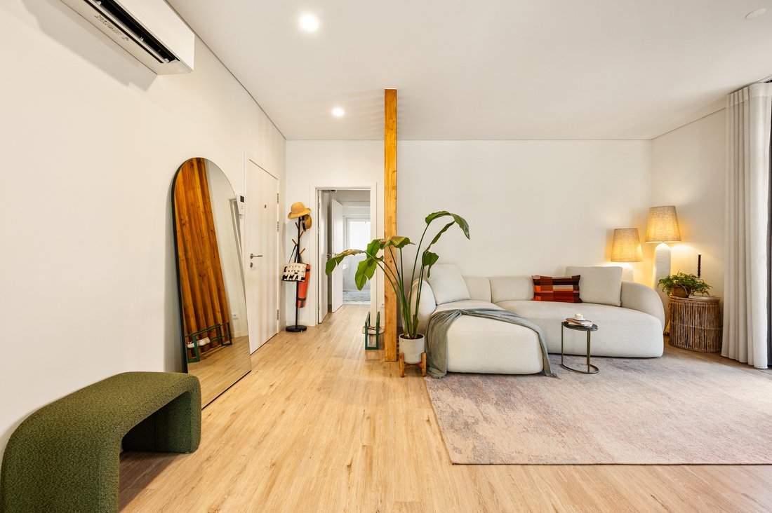 Apartment in Santo Antonio, Lisbon, Portugal 3 - 18902741